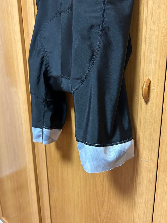 Culotte ciclismo corto con tirantes