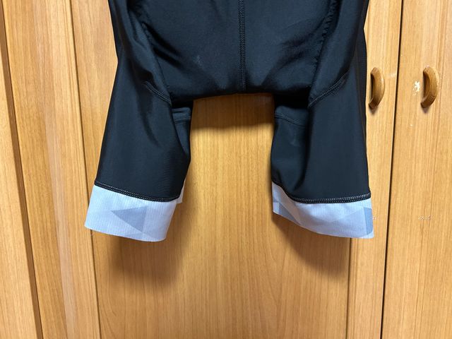 Culotte ciclismo corto con tirantes