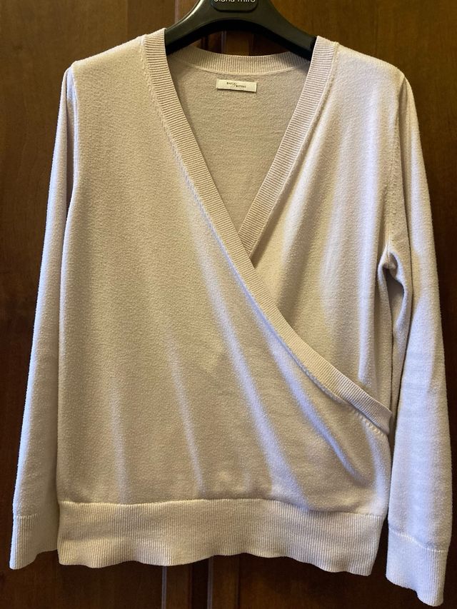 Maglione aperto davanti