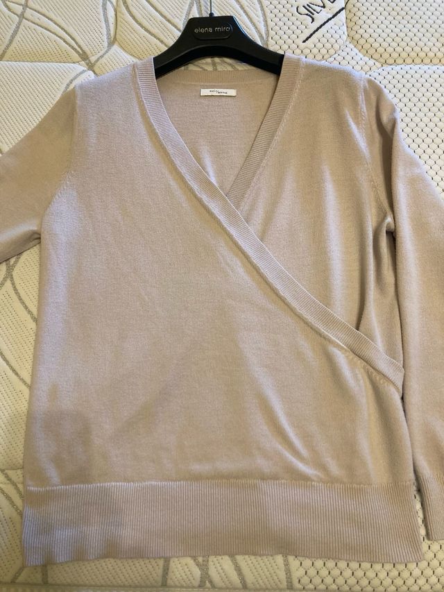 Maglione aperto davanti