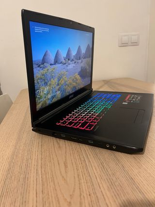 MSI GP72M 7RDX Leopard