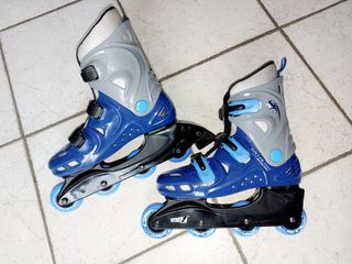 Roller pattini a rotelle in linea 