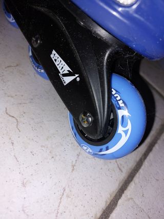 Roller pattini a rotelle in linea 