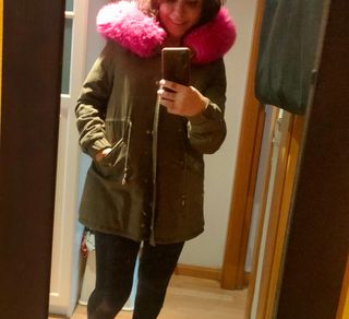 Chaquetón abrigo  con capucha 
