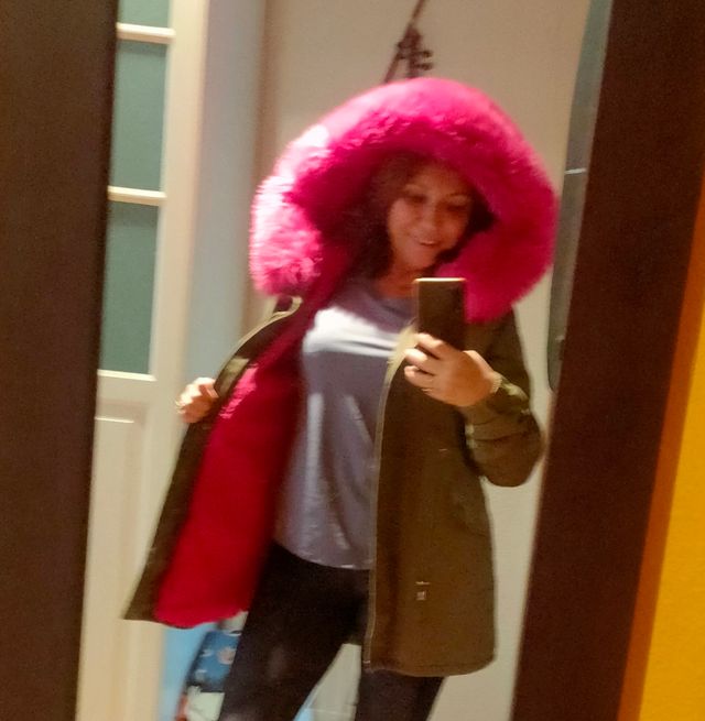 Chaquetón abrigo  con capucha..