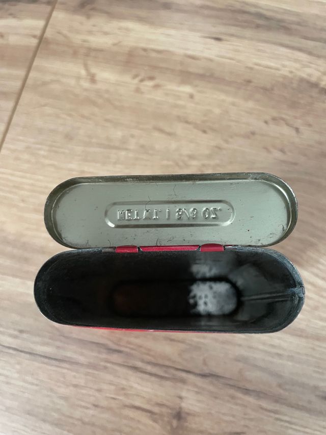 Caja Metalica Roja Velvet