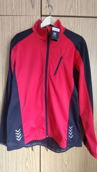 Chaqueta cortavientos para bici