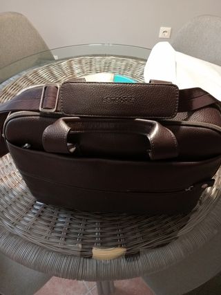 Samsonite. Maleta de mano. Cuero