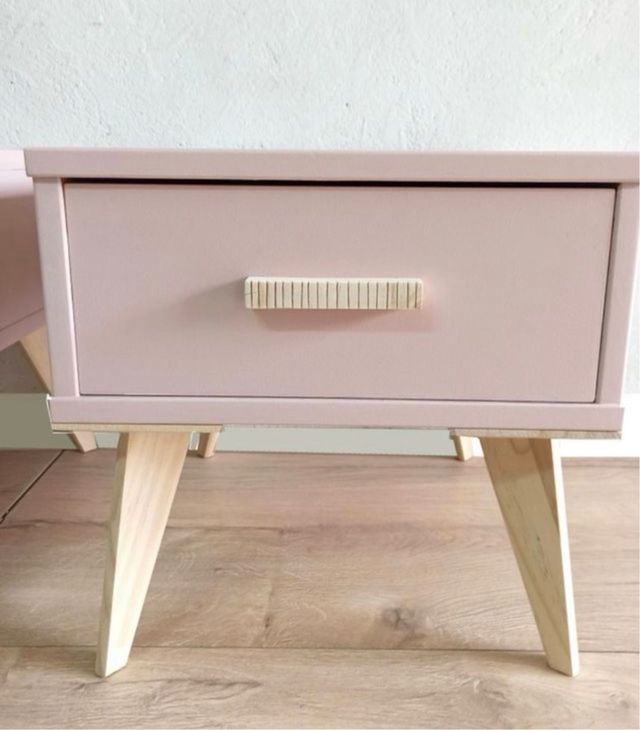 Mesitas de noche infantiles