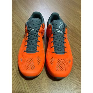 Zapatillas On Cloudsurfer Naranja Gris Mujer