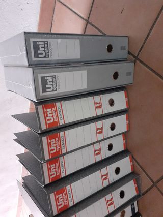 Archivador A-Z con caja