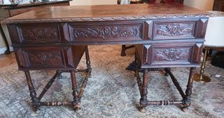 Mesa madera con cajones