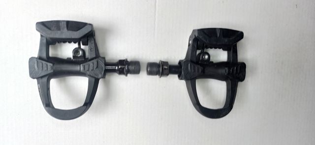 Pedales Btwin SPD-SL de carretera