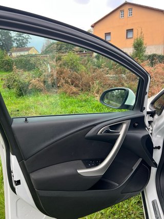 Opel Astra 2010