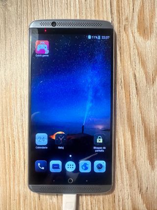 Móvil axon Zte 7