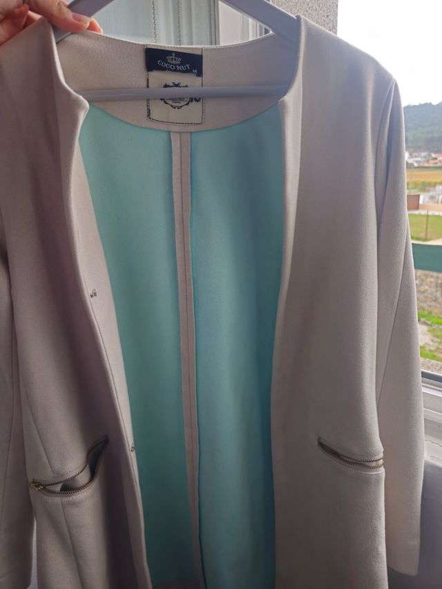 Chaqueta beige de Coconut