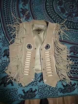 Chaleco de flecos 