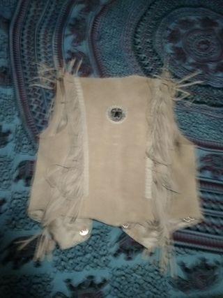 Chaleco de flecos 