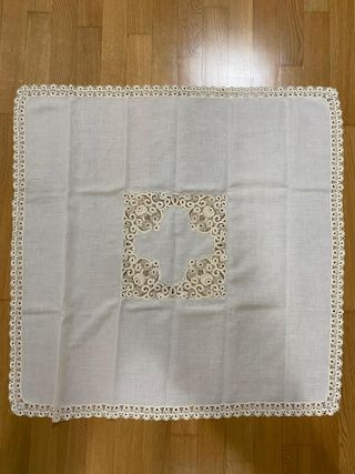 Centrotavola ricamato