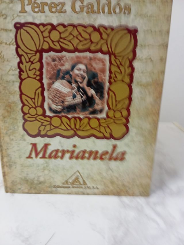 Colección libros Benito Pérez Galdós 