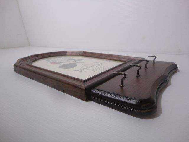 PORTA CHIAVI DA PARETE