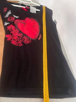 Camiseta nueva y bonita Desigual