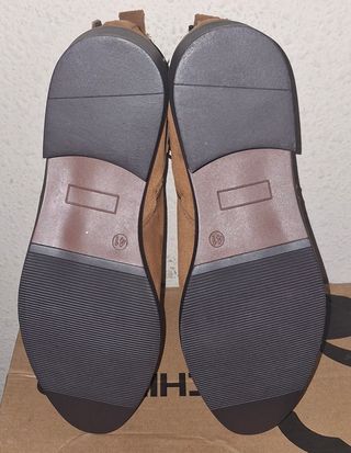 Botines marca Chika10