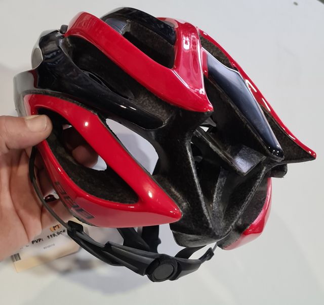 Casco BBB Falcon/vari colori/varie misure