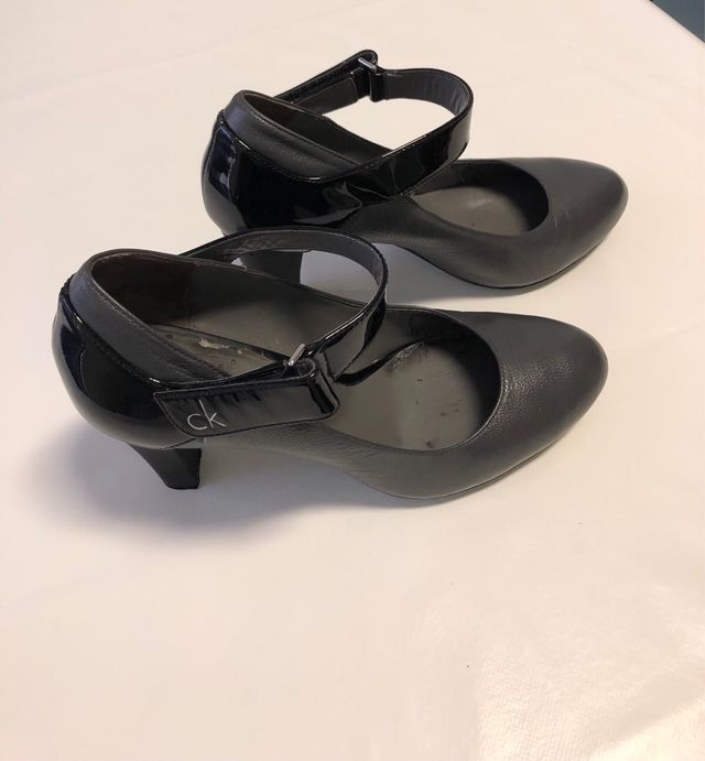 Zapatos tacon Calvin Klein 