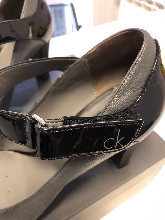 Zapatos tacon Calvin Klein 