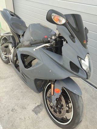 Gsxr 750 k7 piezas