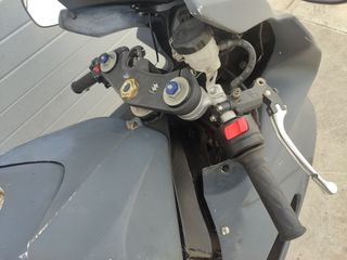Gsxr 750 k7 piezas