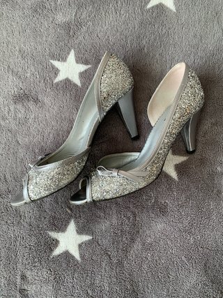 Zapatos elegantes
