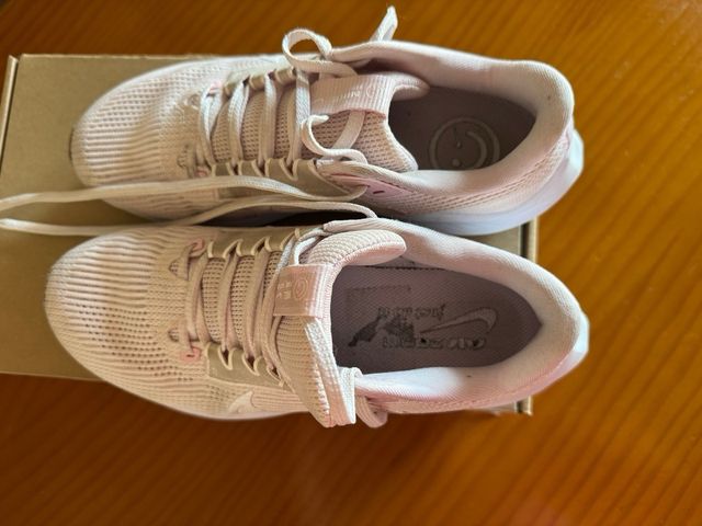 Nike running air zoom Pegasus