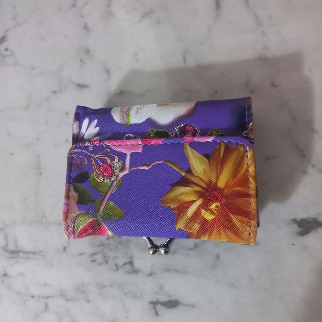 Portafogli donna pratico e colorato