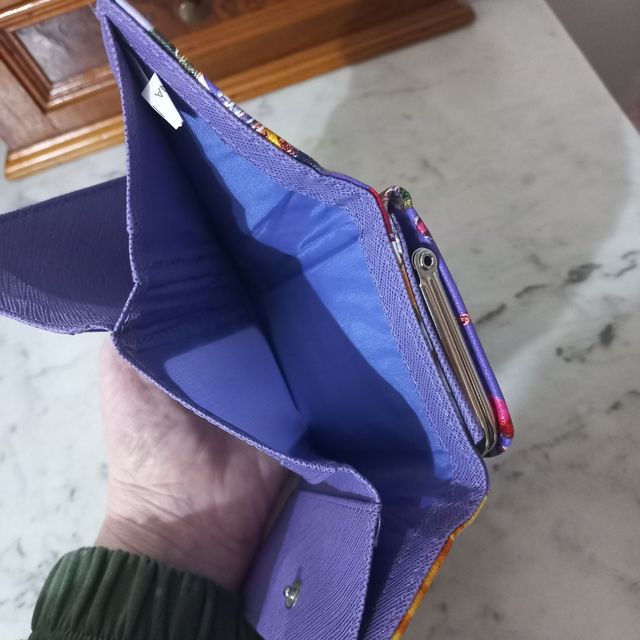 Portafogli donna pratico e colorato