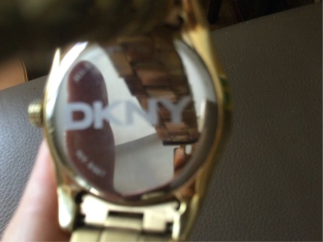 Reloj DKNY autentico