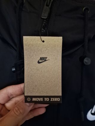 Parka Nike negra / black