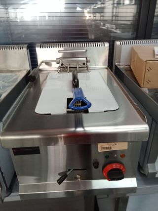 FREIDORA SIMPLE LINEA 700 INDUSTRIAL
