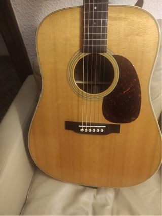 Guitarra Martin D-28