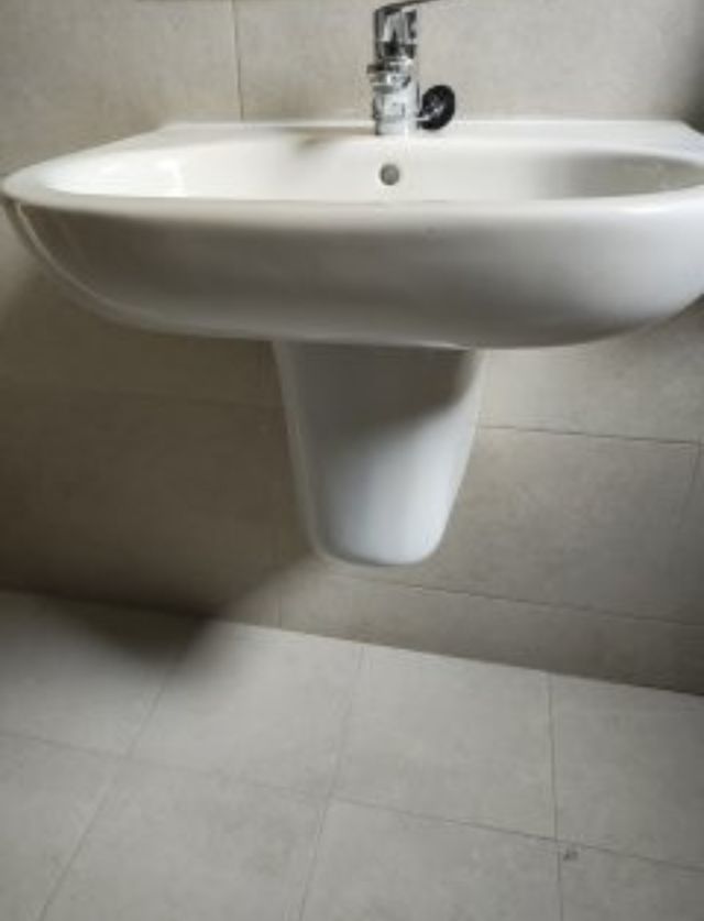 Lavabo suspendido roca de 60 cm nuevo