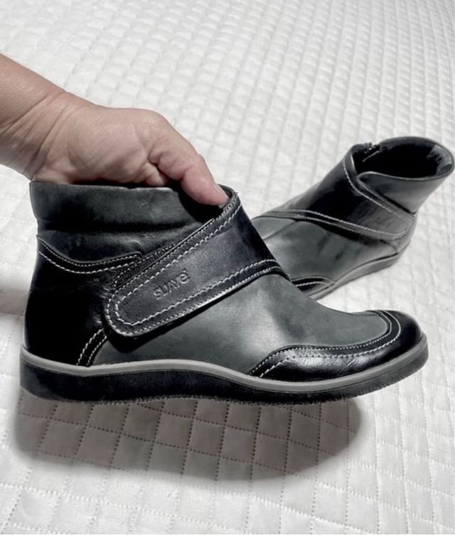 Botines piel a estrenar.