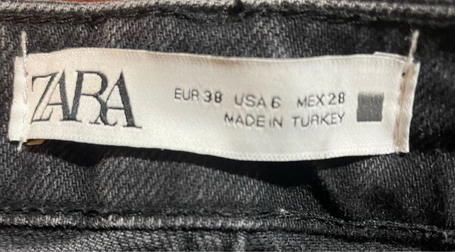 Pantalon vaquero negro Zara