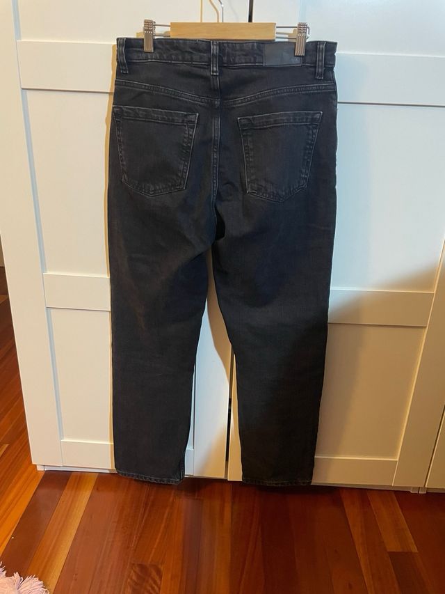 Pantalon vaquero negro Zara