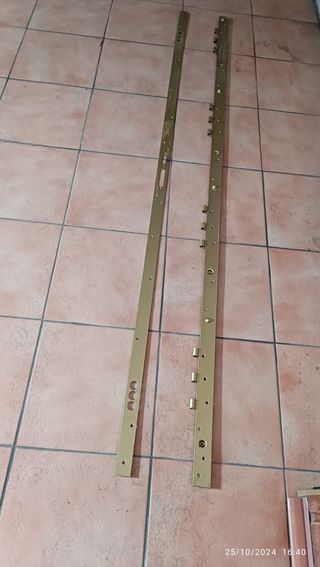 SE VENDE PUERTA DE ENTRADA EXTERIOR