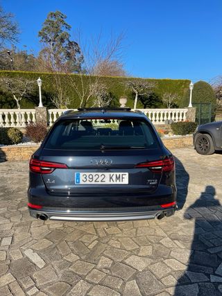 Audi A4 190cv 2.0 S tronic s line full extras ECO