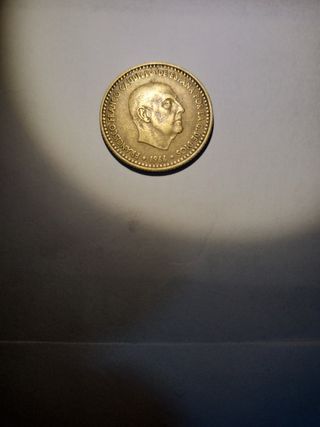 Monedas Franco 1966 todas las estrellas