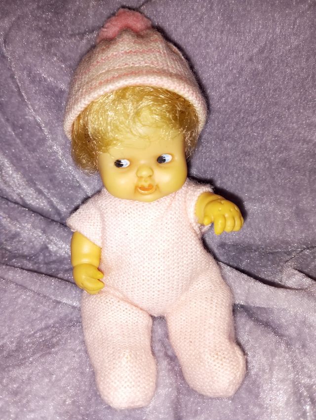  Traje Famosa.Barriguitas antigua.