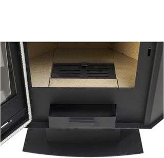 Estufa rinconera con interior en piedra