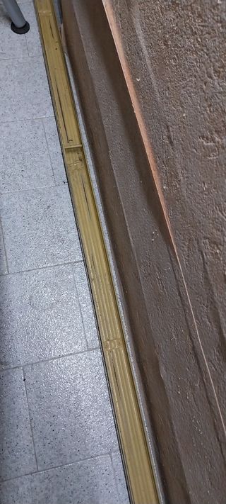 Rejas de ballesta ,cierre seguridad escaparate 